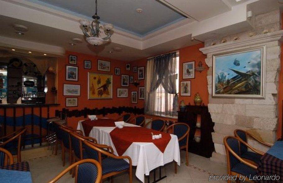 Mesogios Hotel Chişinău Restaurant billede
