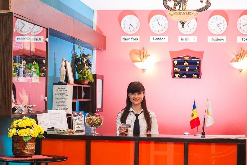 Mesogios Hotel Chişinău Eksteriør billede
