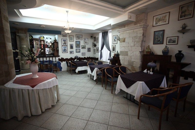 Mesogios Hotel Chişinău Eksteriør billede