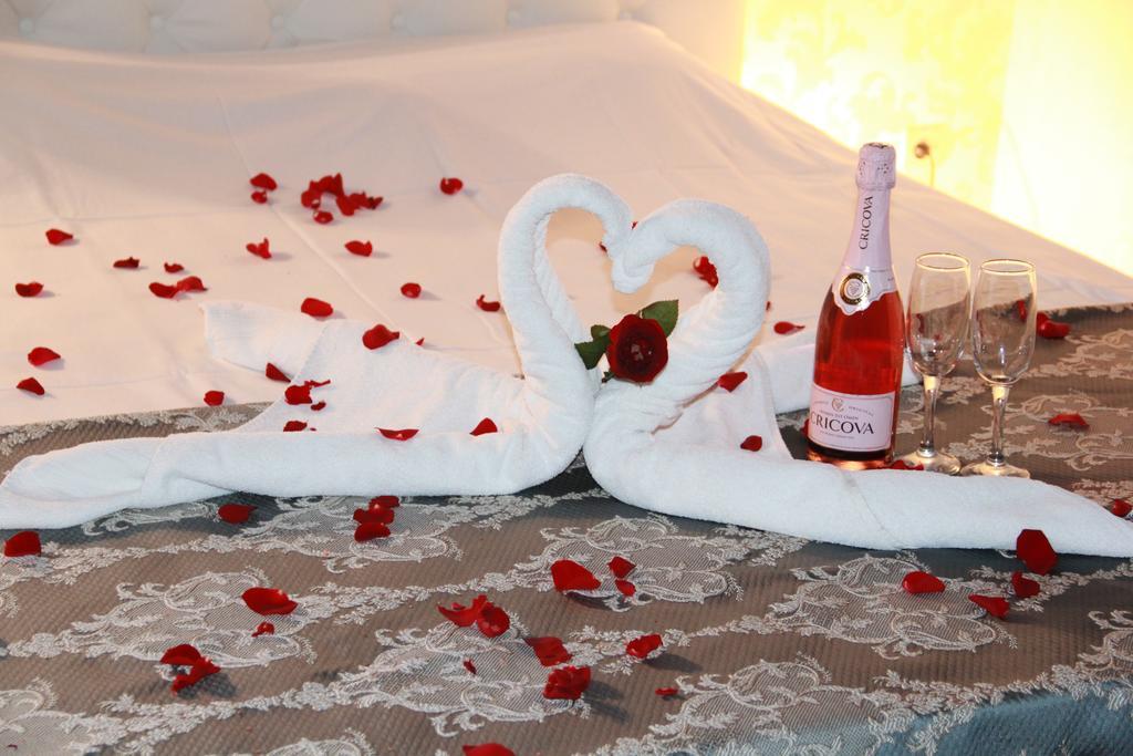 Mesogios Hotel Chişinău Eksteriør billede